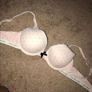 Tommy Hilfiger Bra Bundle